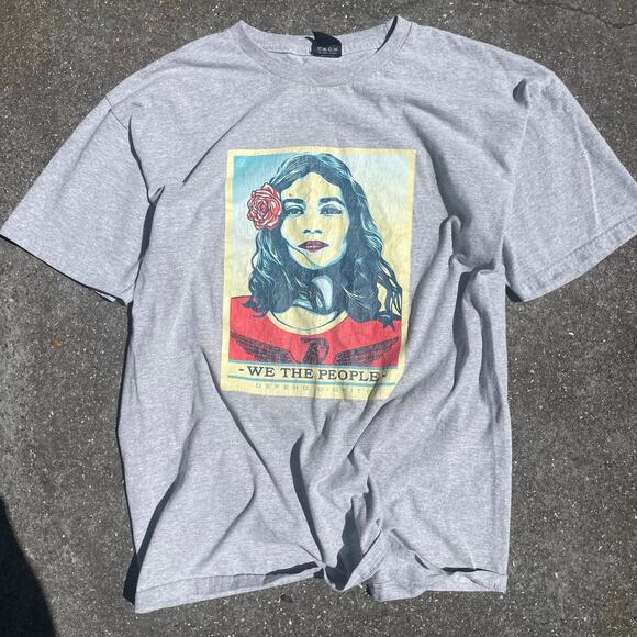 Obey “We The People” Graphic T-Shirt Grey Size L Shepard Fairey - Picture 1 of 5